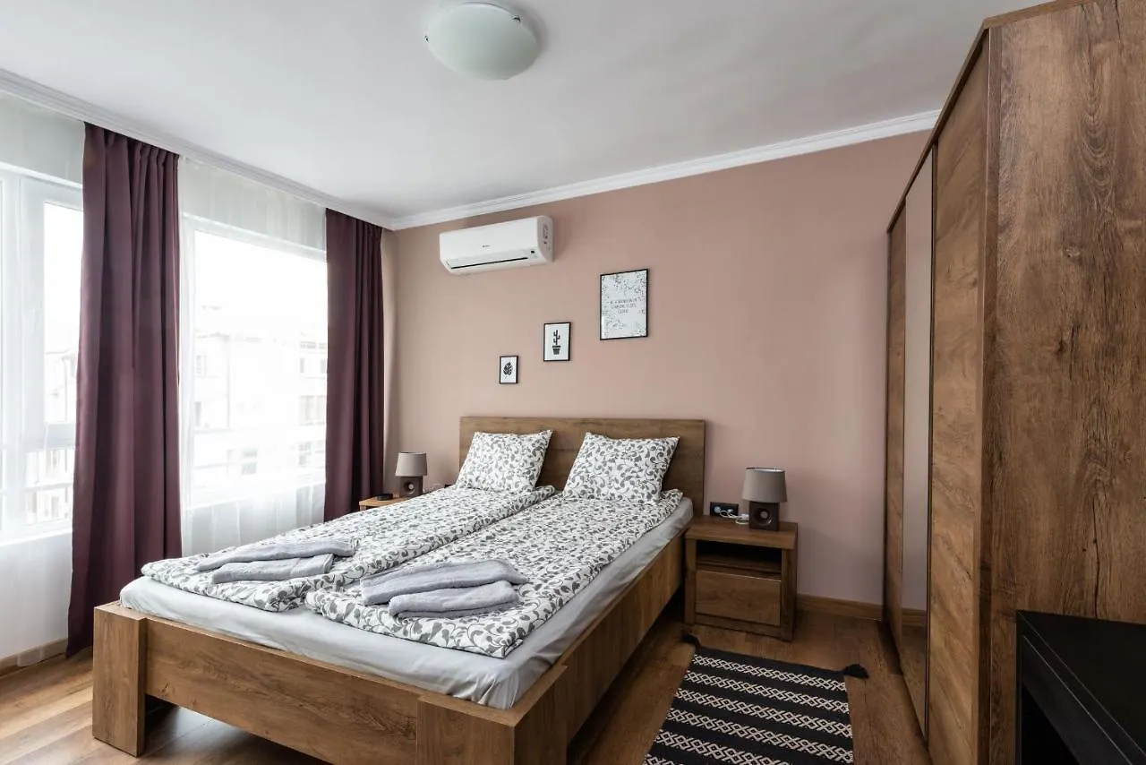 Мястото Apartment Burgas Bulgaria