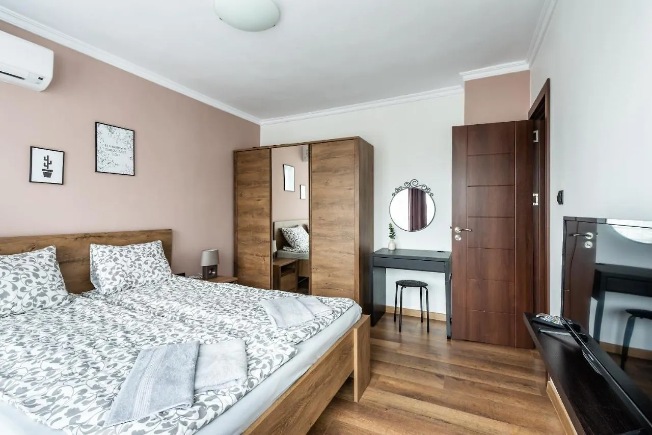 Мястото Apartment Burgas 0*,  Bulgaria